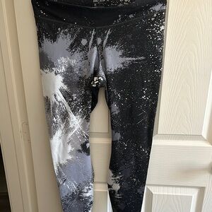 Nike Black and White Women's Leggings